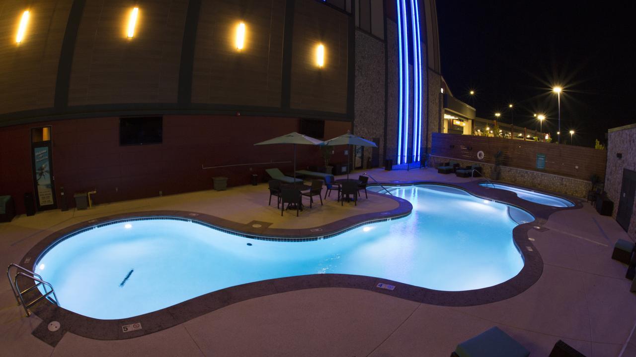 Cherokee Casino Hotel Roland Exterior foto